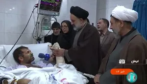 دیدار نمایندگان رهبر انقلاب با مجروحان و خانواده‌های شهدای حادثه تروریستی زائران شهید سلیمانی در کرمان
