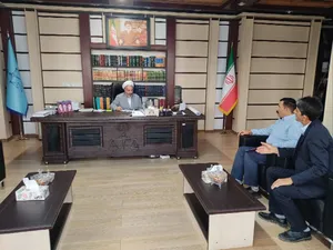 رئیس کل دادگستری زنجان به درخواست ۵۰ نفر از مراجعان در دیدار مردمی رسیدگی کرد