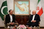 دیدار و گفتگوی فرمانده ارتش پاکستان با قالیباف