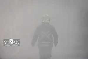 سخنگوی آتش‌نشانی: محل آتش‌سوزی سوله کارگاهی در بزرگراه شهید یاسینی، با پایانه شرق تهران چند کیلومتر فاصله دارد