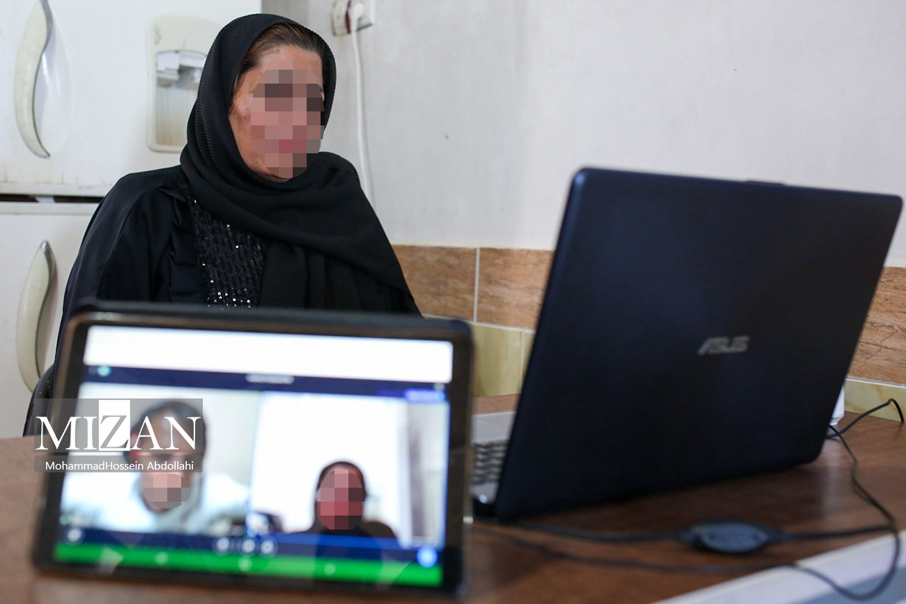 آزادی بیش از ۱۳۰۰ زندانی نیازمند در خراسان رضوی/ اشتغال ۴۷۷۴ مددجو در زندانها/۱۲۰۰ زندانی خراسان رضوی با پابند الکترونیکی تحت نظارت هوشمند قرار دارند آزادی بیش از ۱۳۰۰ زندانی نیازمند در خراسان رضوی/ اشتغال ۴۷۷۴ مددجو در زندانها/۱۲۰۰ زندانی خراسان رضوی با پابند الکترونیکی تحت نظارت هوشمند قرار دارند