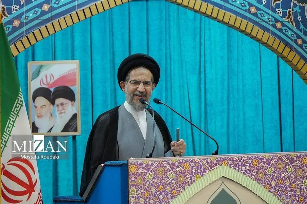اقامه نماز عید سعید قربان در دانشگاه تهران اقامه نماز عید سعید قربان در دانشگاه تهران