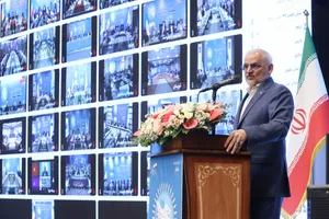 حاجی‌میرزایی: پزشکیان ارتقای آموزش را مهم‌ترین اولویت برای آینده کشور می‌داند/ اجرای وظایف آموزشی مثل ساخت مدرسه نباید بر هدف آموزش که تربیت نسل آینده است، اولویت یابد