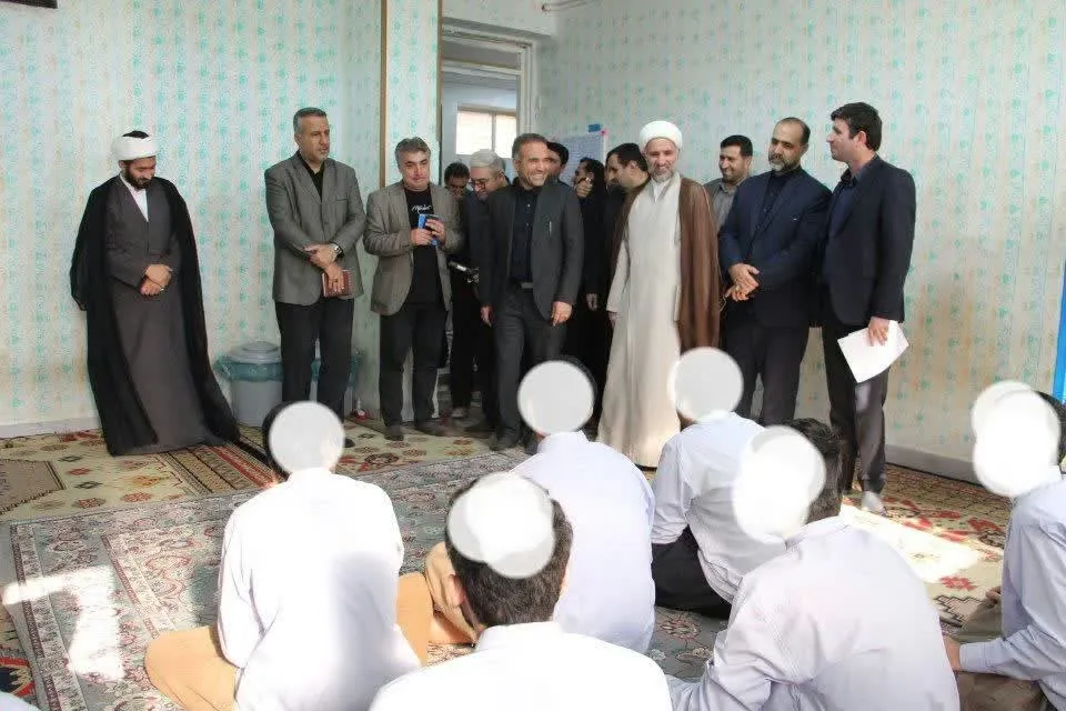 رئیس کل دادگستری کرمانشاه از کانون اصلاح و تربیت بازدید کرد
