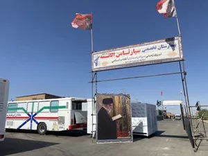 استقرار بیمارستان تخصصی سیار «ثامن‌الائمه (ع)» توسط نیروی زمینی سپاه در محور ملک‌آباد مشهد