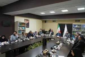 مومنی: همه ظرفیت‌ها برای حمایت از استان‌های درگیر جنگ به کار گرفته شده است