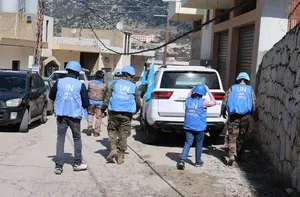 Israel withdraws from southern Lebanon