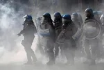 حق تجمع و آزادی بیان زیر فشار استاندارد‌های دوگانه اروپا؛ خشونت پاسخ مشترک به همه اعتراض‌ها