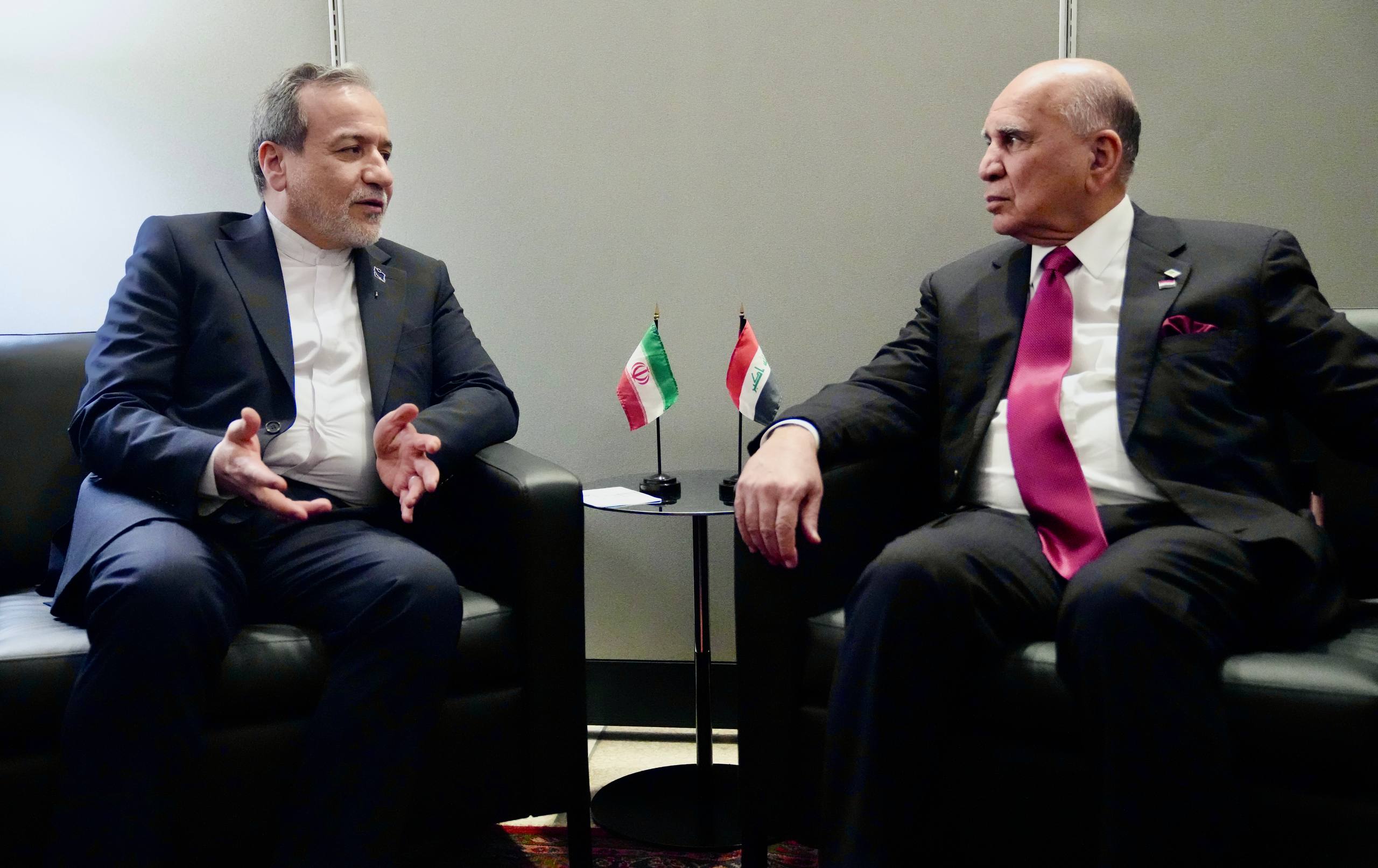 دیدارهای وزیر امور خارجه در حاشیه مجمع عمومی سازمان ملل/ تاکید عراقچی بر توقف اقدامهای ناامنساز و تروریسم اقتصادی آمریکا دیدارهای وزیر امور خارجه در حاشیه مجمع عمومی سازمان ملل/ تاکید عراقچی بر توقف اقدامهای ناامنساز و تروریسم اقتصادی آمریکا