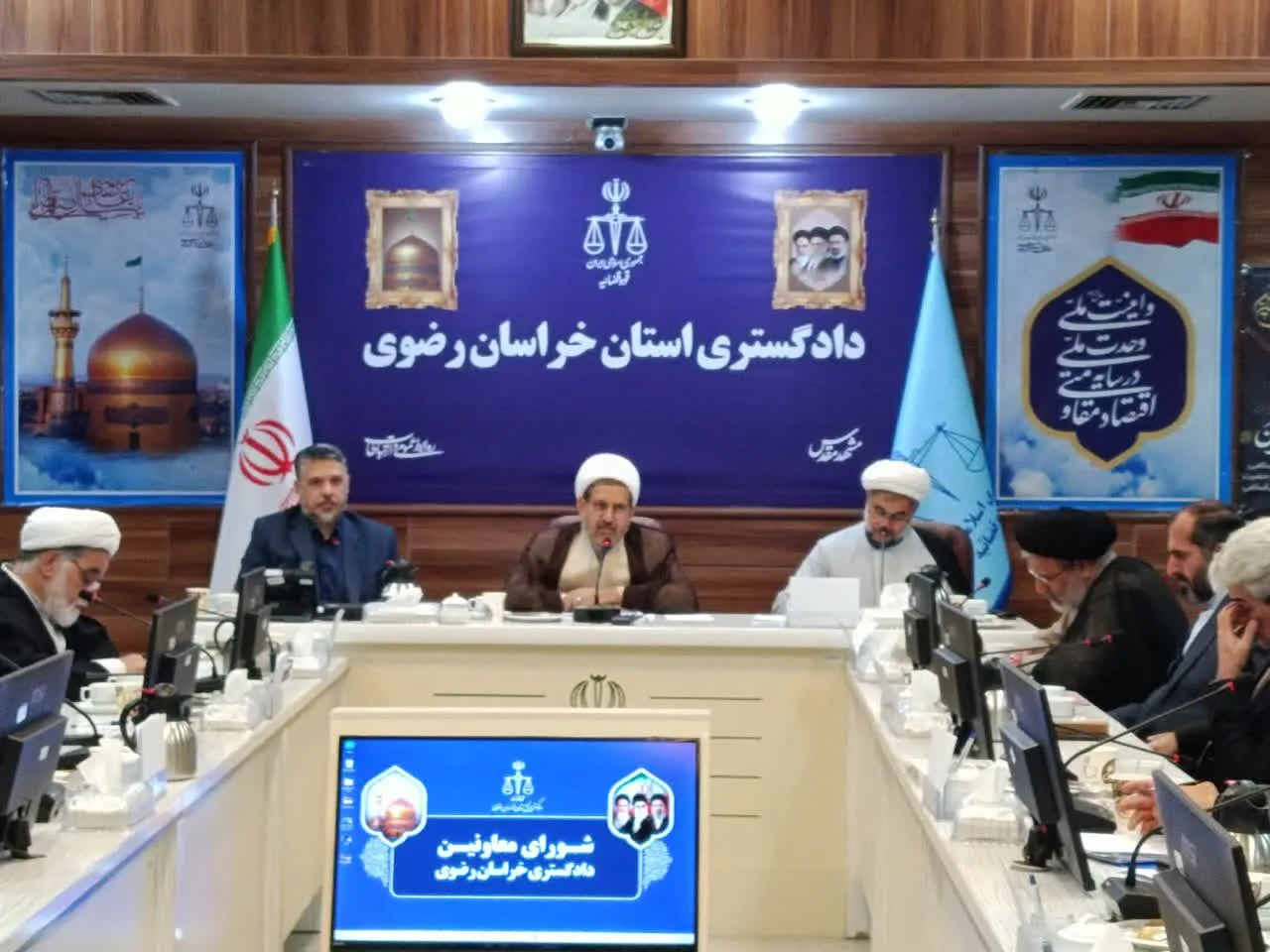 رئیس کل دادگستری خراسان رضوی: مسئولان باید با کار جهادی و تلاش مضاعف مشکلات مردم را حل کنند