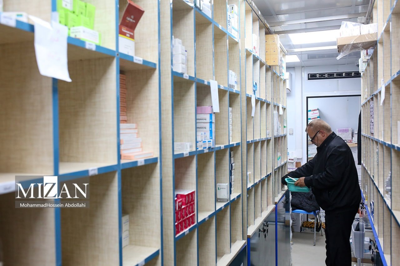 «گرانی دارو و بیمههای کمتوان؛ هشدار مجلس درباره حذف ارز دارو و تأکید دولت بر پزشک خانواده» «گرانی دارو و بیمههای کمتوان؛ هشدار مجلس درباره حذف ارز دارو و تأکید دولت بر پزشک خانواده»