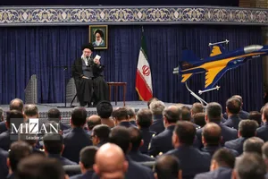 فیلم کامل بیانات رهبر انقلاب در دیدار جمعی از فرماندهان نیروی هوایی و پدافند هوایی ارتش