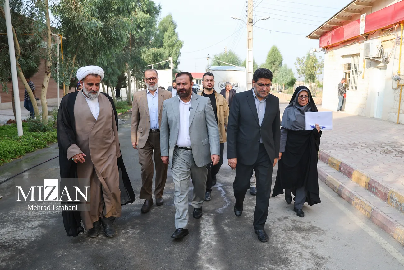 بازدید دادستان تهران از ندامتگاه زنان