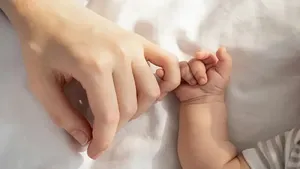 واریز ماهانه ۲ میلیون تومان به حساب مادران در سال ۱۴۰۵ / جزئیات طرح «کارت امید مادر» برای فرزندان زیر ۲ سال