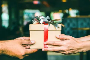 آیا بدون قبض، عقد هبه معتبر است؟