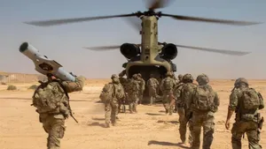 Early withdrawal of all U.S. forces from two bases in Iraq begins