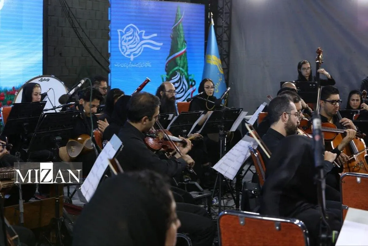 استقبال سمنانیها از ارکستر موسیقی ملی ایران/ دههزار نفر، دو شب، یک صدا استقبال سمنانیها از ارکستر موسیقی ملی ایران/ دههزار نفر، دو شب، یک صدا