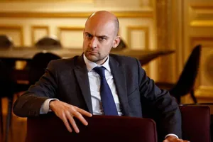 France-Algeria tensions escalate: Paris to expel Algerian diplomats