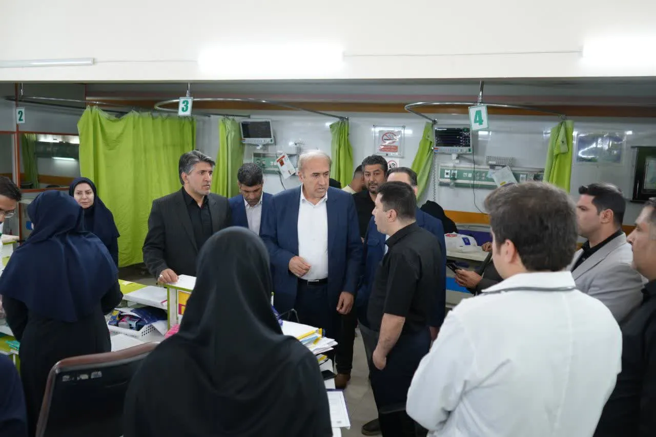 بازدید سرزده بازرس کل قضایی لرستان از بیمارستان شهید مدنی