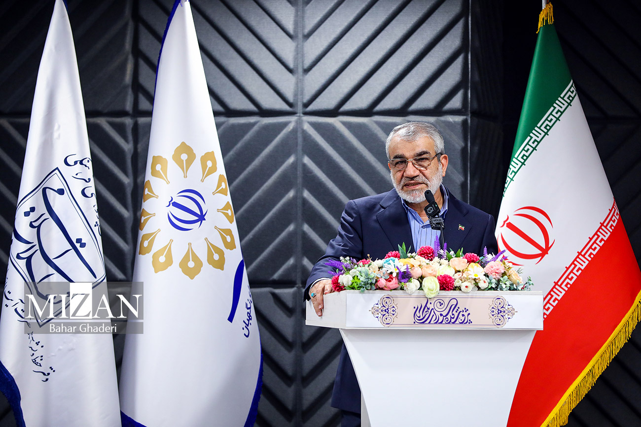 عباسعلی کدخدایی، رئیس پژوهشگاه شورای نگهبان همایش ملی «قانون و قانونگذاری در منظومه فکری شهید آیتالله العظمی امام خامنهای» افتتاح شد