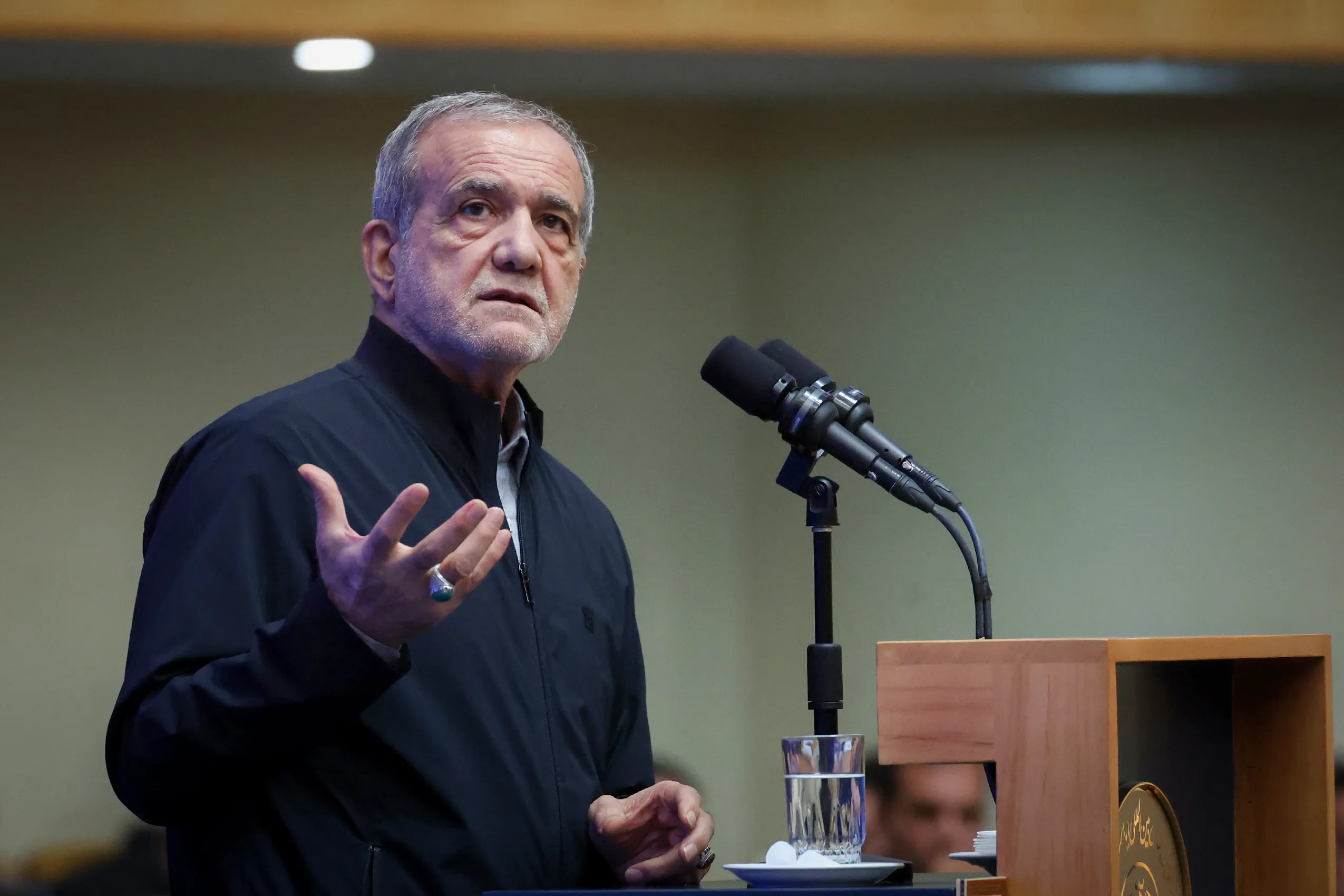 پزشکیان: باید با آدم‌هایی کار کرد که باور دارند «می‌شود»
