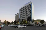 آخرین وضعیت آتش‌سوزی هتل استقلال/ آتش مهار شد