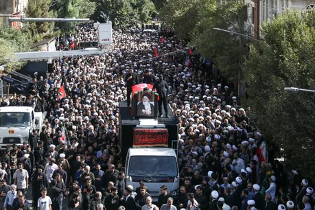 تشییع پیکر مطهر آیت‌الله «شبیری زنجانی»