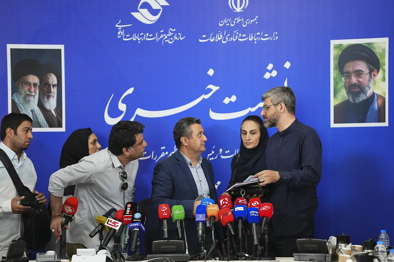 نشست خبری رئیس سازمان تنظیم مقررات و ارتباطات رادیویی