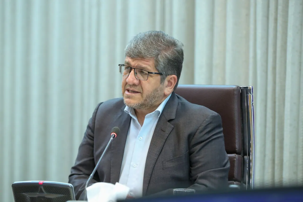 مدیرعامل راه‌آهن اعلام کرد: بومی سازی پروژه برقی کردن خط آهن تهران مشهد/ ارتقاء سرعت قطار‌های تهران- مشهد با اصلاح مسیر