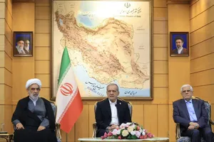 پزشکیان: حفاظت از محیط زیست و توسعه همکاری‌های منطقه‌ای، محور رایزنی‌ها در سفر به ارمنستان بود