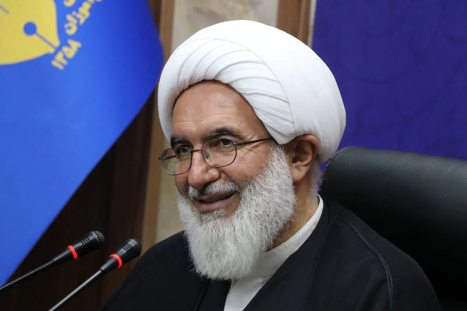 اتحادیه انجمن‌های اسلامی دانش‌آموزان تلاش کرده تا وارد بازی‌های سیاسی و جناحی نشود