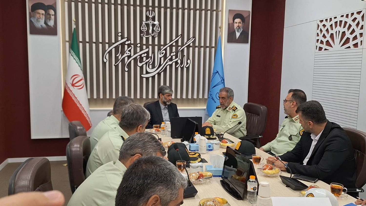 تأکید رئیس کل دادگستری تهران بر برخورد بدون اغماض با عوامل ناامنی تأکید رئیس کل دادگستری تهران بر برخورد بدون اغماض با عوامل ناامنی