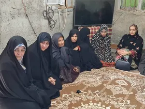 دیدار معاون رئیس‌جمهور در امور زنان و خانوداه با خانواده شهید خالد قادری