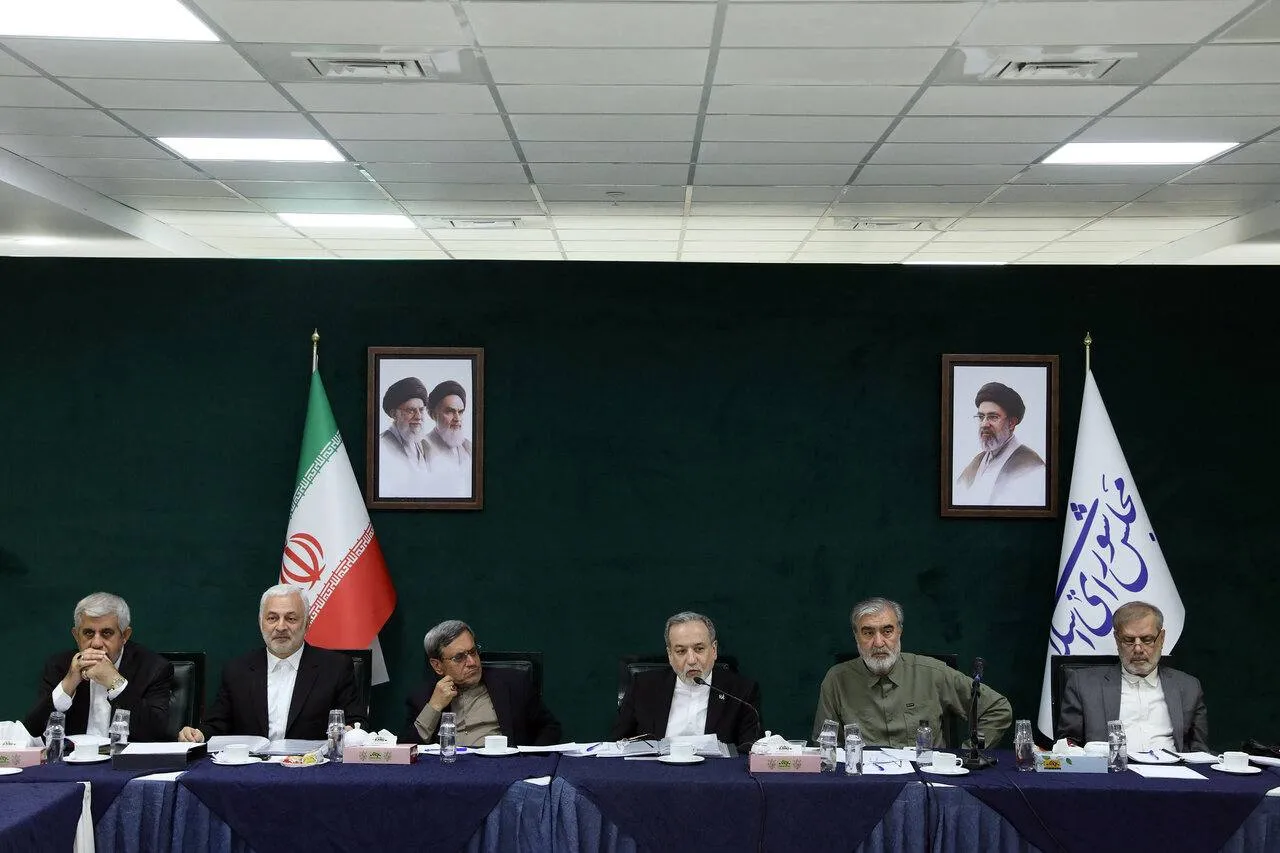 گزارش عراقچی درباره آخرین تحولات مربوط به تنگه هرمز و مذاکرات آمریکا به کمیسیون امنیت ملی مجلس