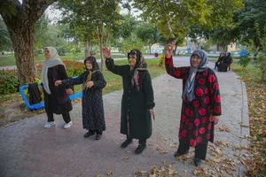 ورزش صبحگاهی سالمندان در پارک شهربازی بجنورد