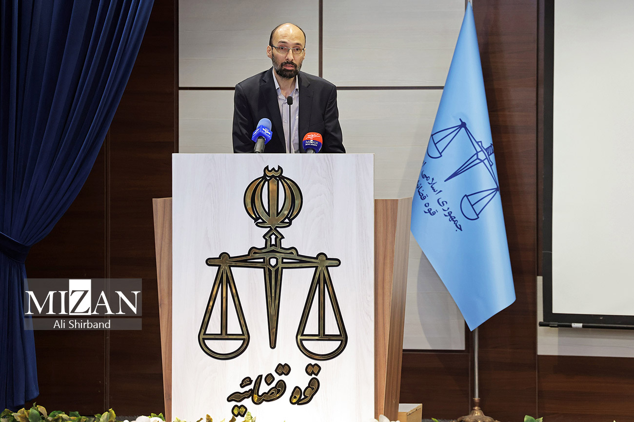 مدیران، قضات و کارکنان برتر دستگاه قضایی سال ۱۴۰۴ معرفی شدند مدیران، قضات و کارکنان برتر دستگاه قضایی سال ۱۴۰۴ معرفی شدند