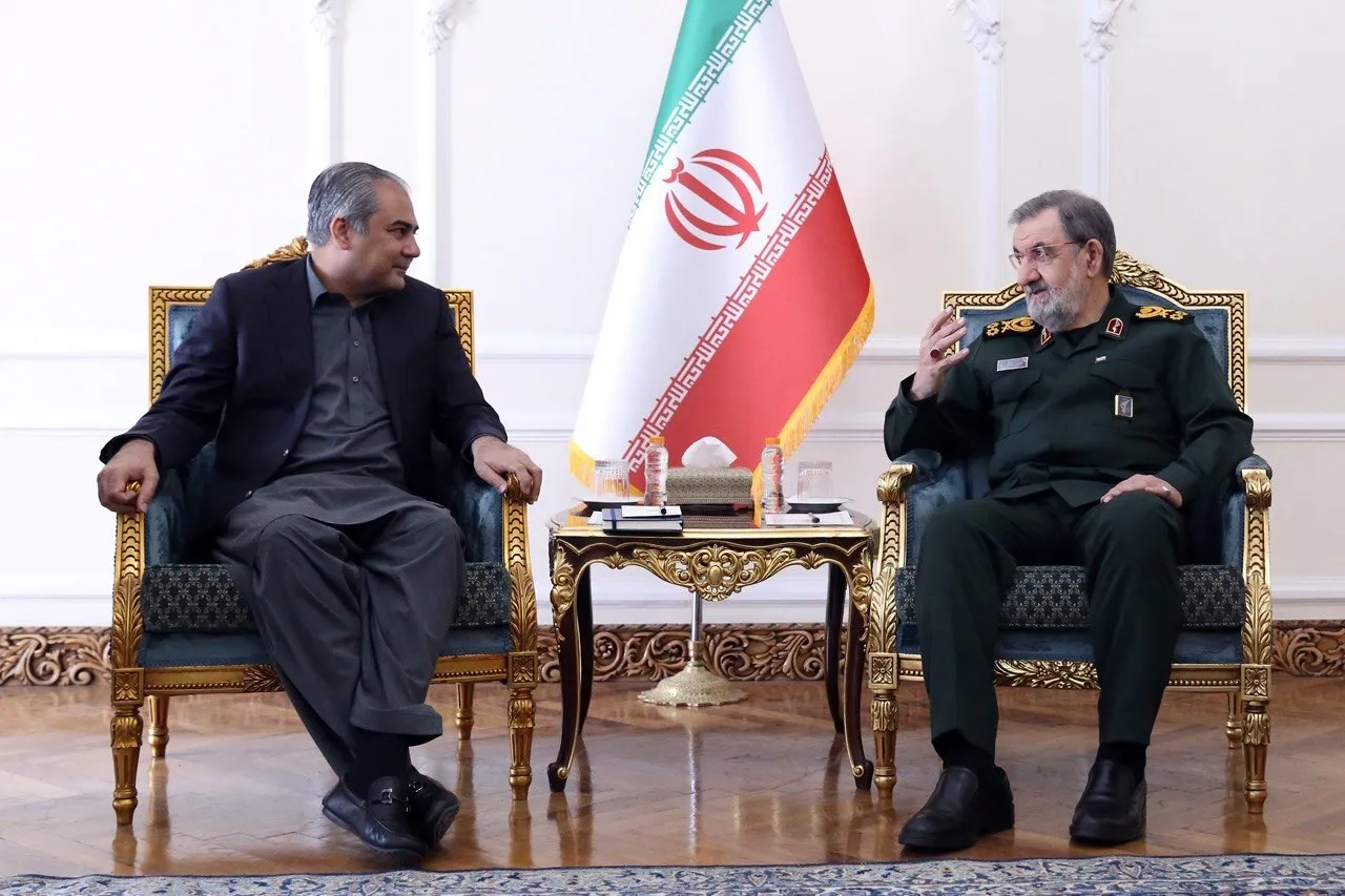دبیر شورای عالی امنیت ملی: ایران و پاکستان عقبه راهبردی یکدیگر هستند