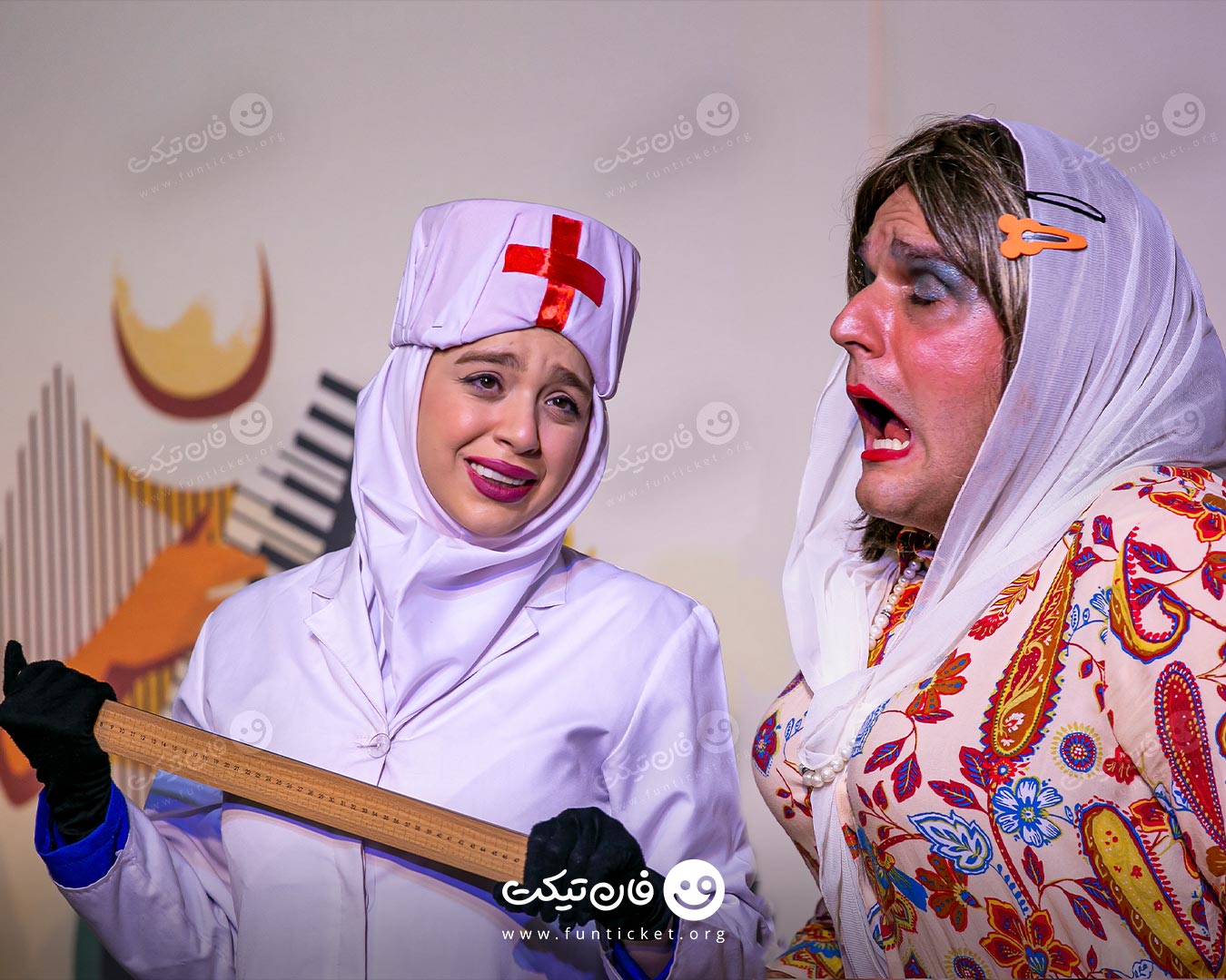 تئاتر آزاد زیر ذرهبین؛ وقتی ابتذال بلیت رسمی میفروشد/ آیا نهادی بر آنچه روی صحنه «تئاتر آزاد» میگذرد نظارت میکند؟ تئاتر آزاد زیر ذرهبین؛ وقتی ابتذال بلیت رسمی میفروشد/ آیا نهادی بر آنچه روی صحنه «تئاتر آزاد» میگذرد نظارت میکند؟