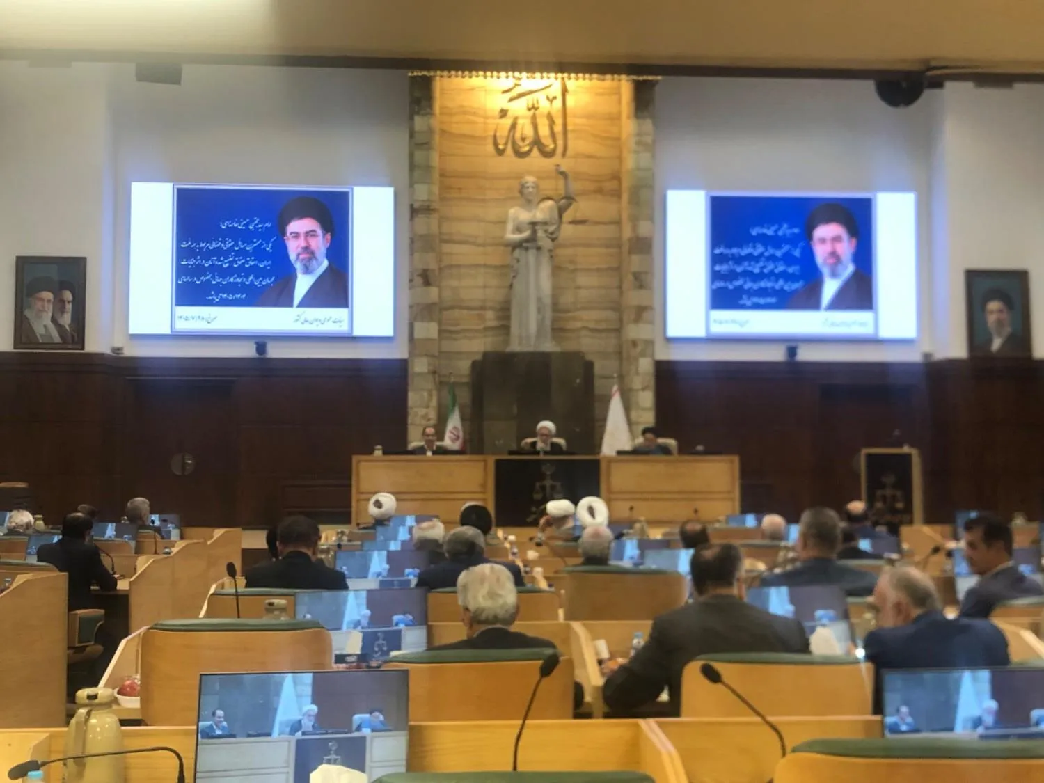 رئیس دیوان عالی کشور:شناسایی دقیق مصادیق عسر و حرج برای صدور آرا متقن در احکام طلاق ضروری است