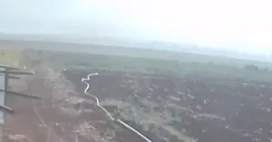 انفجار در فرودگاه نظامی تنفتناز در حومه شهر ادلب سوریه