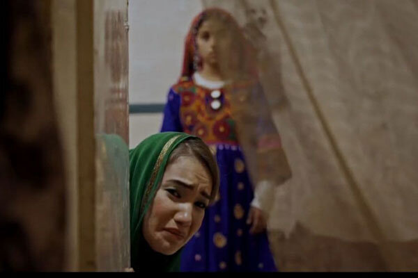 https://teater.ir/uploads/files/1399/azar-99/فیلم-کوتاه-واداشته.jpg