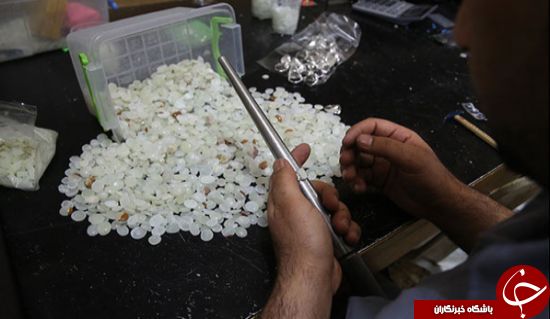 ساخت انگشتر با نگین سنگ حرم مطهر امام حسین(ع) + تصاویر