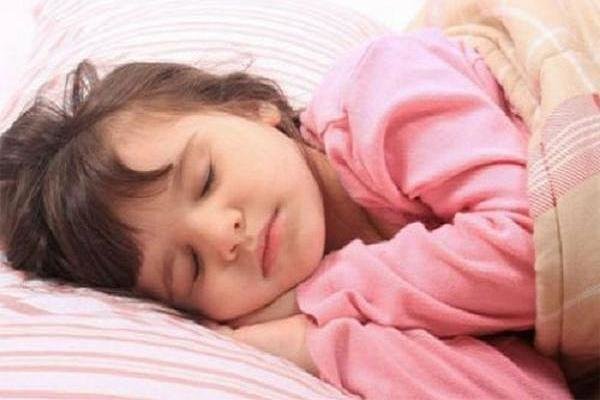 چرت نیمروزی مهارت های زبانی کودکان را تقویت می کند