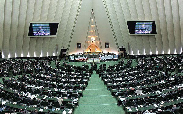 انفال و اموال زیر نظر رهبری از شمول داراییهای مجاز برای انتشار صکوک اسلامی مستثنی شدند انفال و اموال زیر نظر رهبری از شمول داراییهای مجاز برای انتشار صکوک اسلامی مستثنی شدند