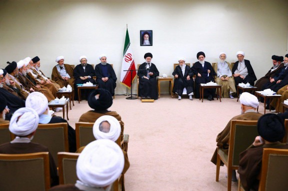  حضرت آیت‌الله خامنه‌ای