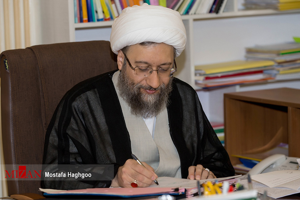 اسناد معاملات ثبت شده در دفاتر اسناد رسمی به عنوان ملاک قانونی تشخیص مالکیت خودرو اعلام شد