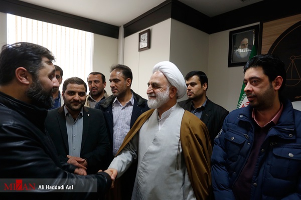 از دعای روز چهارشنبه، سخن دل و چند تذکر مشوقانه، دوستانه و عالمانه سخنگوی قوه قضائیه تا ثبت عکس یادگاری/ روایت اژهای از توفیقات حضور در کلاس درس خارج فقه مقام معظم رهبری/ شعری که خبرنگار معروف در مدح و ثنای حضرت زهرا(س) خواند از دعای روز چهارشنبه، سخن دل و چند تذکر مشوقانه، دوستانه و عالمانه سخنگوی قوه قضائیه تا ثبت عکس یادگاری/ روایت اژهای از توفیقات حضور در کلاس درس خارج فقه مقام معظم رهبری/ شعری که خبرنگار معروف در مدح و ثنای حضرت زهرا(س) خواند