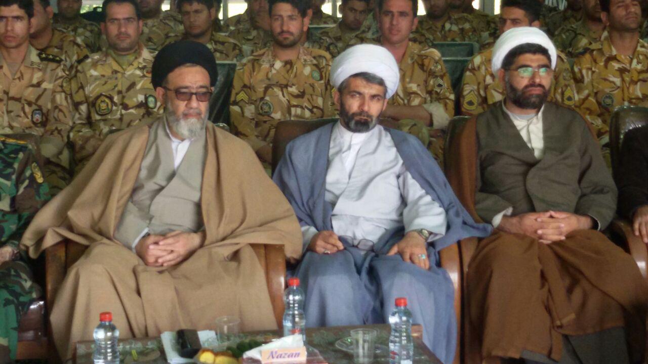 نمایشگاه راهیان نور تیپ 72 نیروی زمینی ارتش در اندیمشک افتتاح شد نمایشگاه راهیان نور تیپ 72 نیروی زمینی ارتش در اندیمشک افتتاح شد