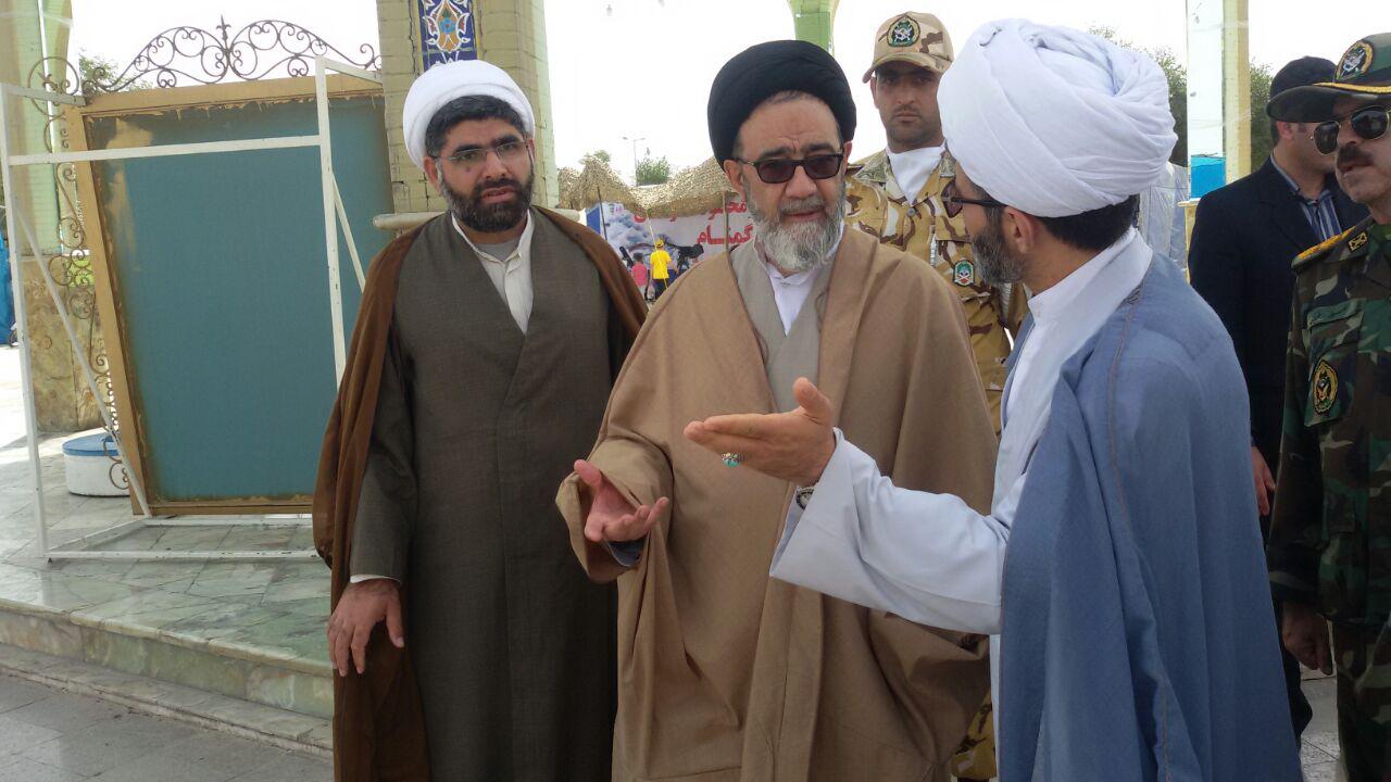نمایشگاه راهیان نور تیپ 72 نیروی زمینی ارتش در اندیمشک افتتاح شد نمایشگاه راهیان نور تیپ 72 نیروی زمینی ارتش در اندیمشک افتتاح شد