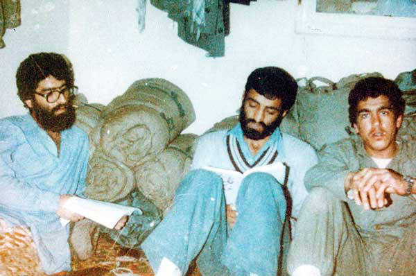 شهیدی که حاج احمد متوسلیان در سوگش مویه کرد شهیدی که حاج احمد متوسلیان در سوگش مویه کرد